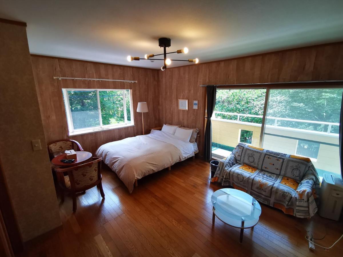 100泊で完成する民泊 Holiday home
