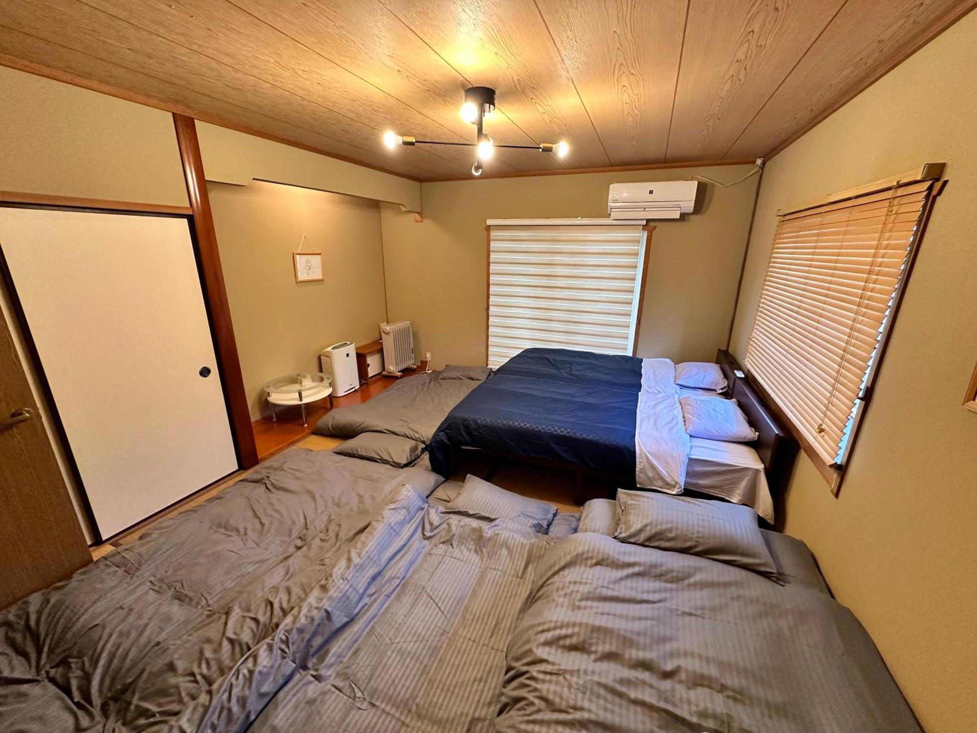 Holiday home 100泊で完成する民泊 Takamori